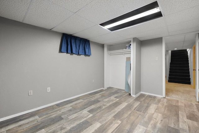 204 2nd St NE, Surrey, ND 58785