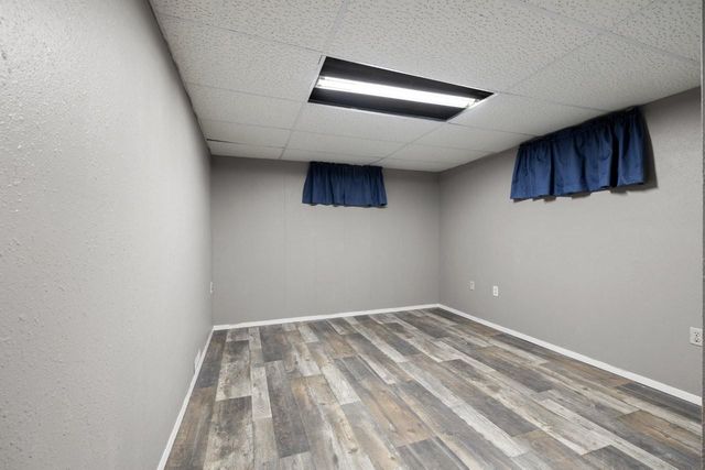 204 2nd St NE, Surrey, ND 58785
