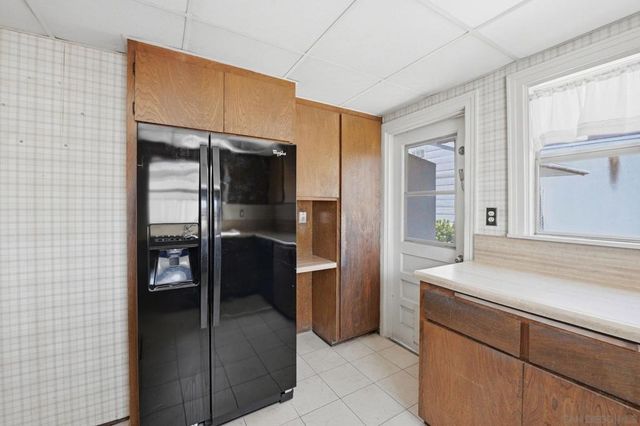 4715 Panorama Dr., San Diego, CA 92116