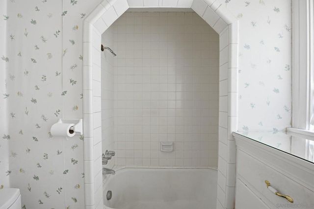 4715 Panorama Dr., San Diego, CA 92116