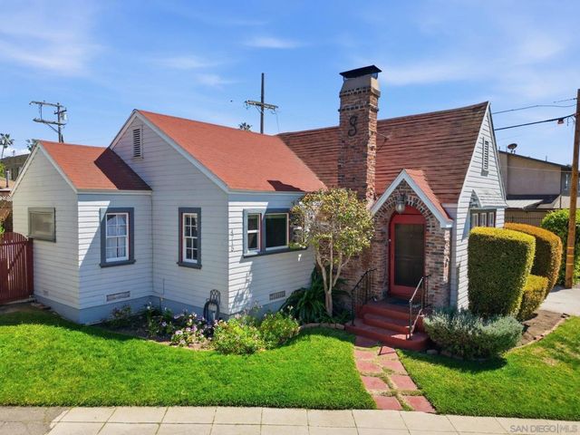 4715 Panorama Dr., San Diego, CA 92116