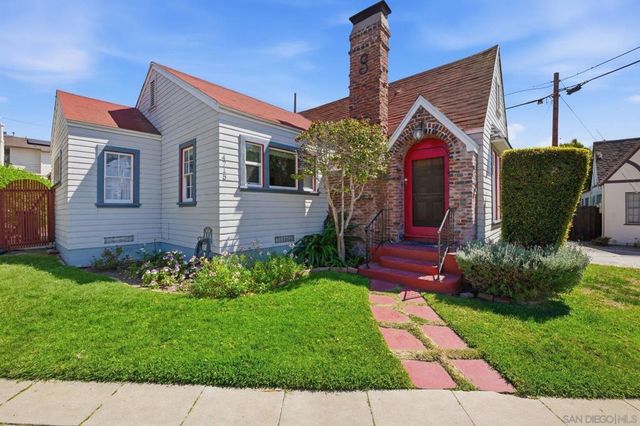 4715 Panorama Dr., San Diego, CA 92116