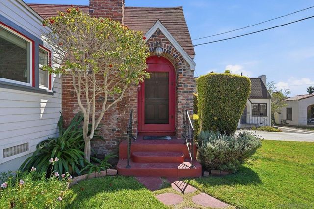 4715 Panorama Dr., San Diego, CA 92116