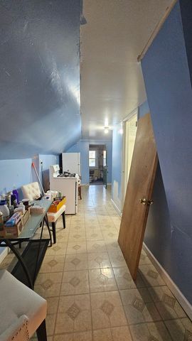 2403 S St Louis Avenue, Chicago, IL 60623