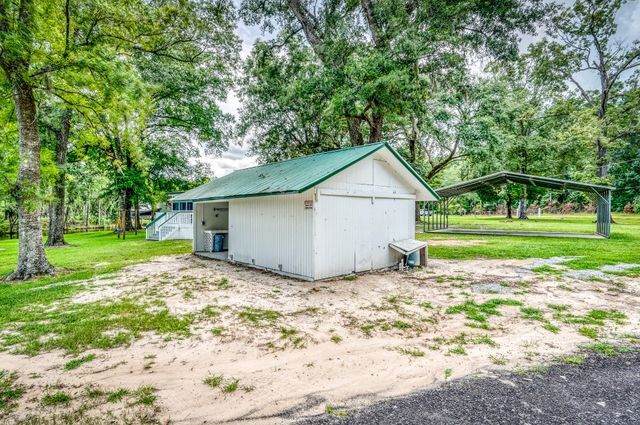 538 Castlebury Road, Walterboro, SC 29488