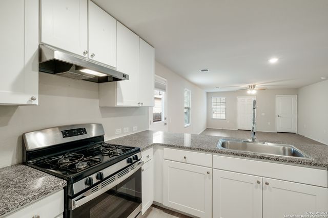 12047 Overton Way, San Antonio, TX 78221