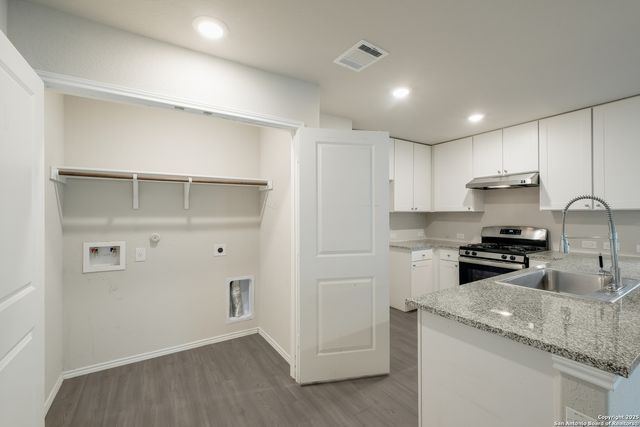 12047 Overton Way, San Antonio, TX 78221