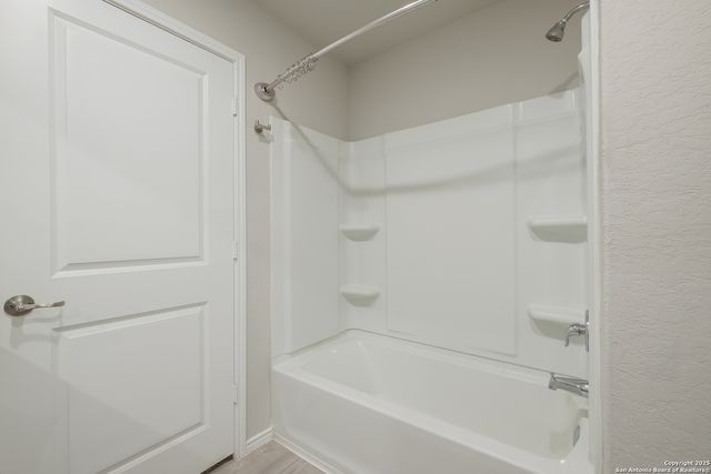 12047 Overton Way, San Antonio, TX 78221