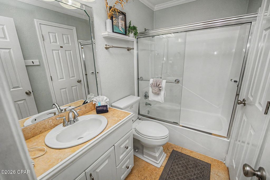 Image 10 of property listing at 6829 Thomas Drive 418, Panama City Beach, FL 32408