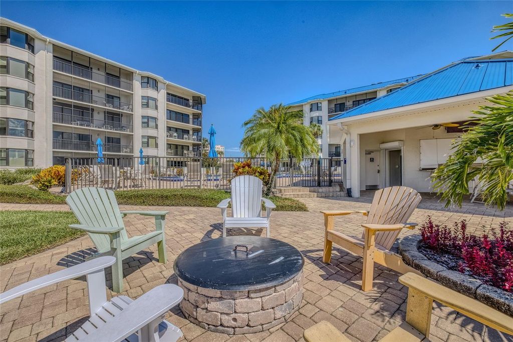 Image 9 of property listing at 2700 N PENINSULA AVENUE 516, New Smyrna Beach, FL 32169