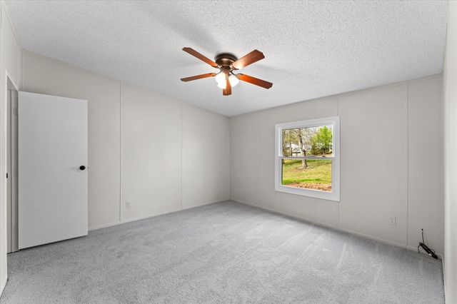 215 Wall St, Shelbyville, TN 37160