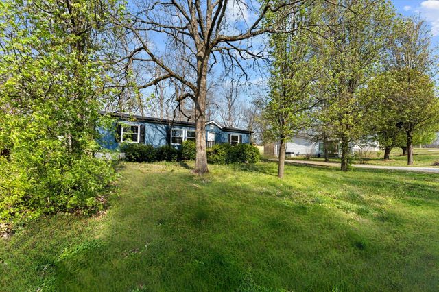215 Wall St, Shelbyville, TN 37160