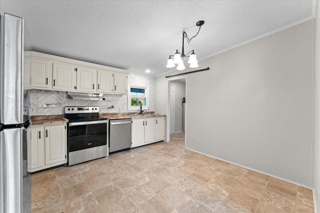 215 Wall St, Shelbyville, TN 37160