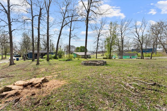 215 Wall St, Shelbyville, TN 37160