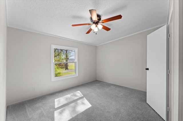 215 Wall St, Shelbyville, TN 37160