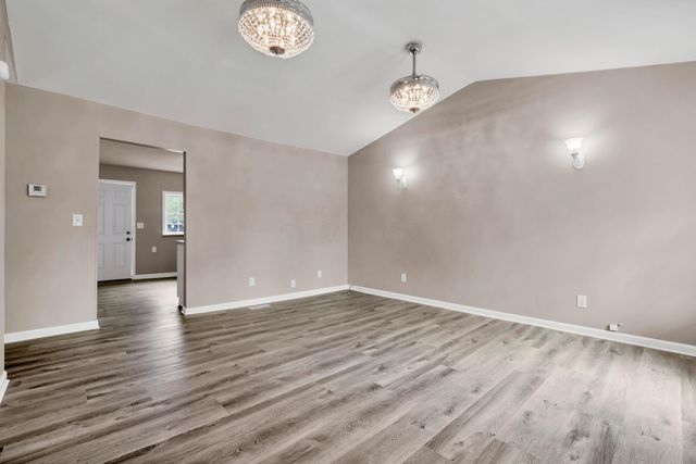 11025 Hebron Road, Buckeye Lake, OH 43008