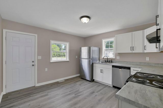 11025 Hebron Road, Buckeye Lake, OH 43008