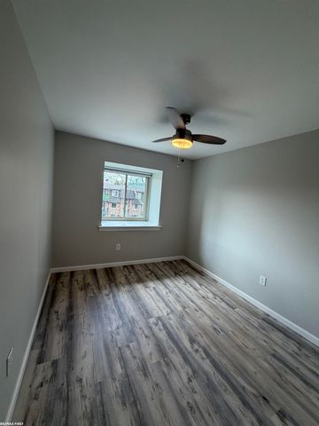 322 Riviera Street, St Clair Shores, MI 48080