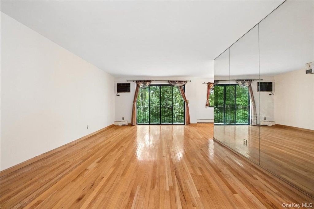 500 Central Park Avenue 134, Scarsdale, NY 10583 — photo 2