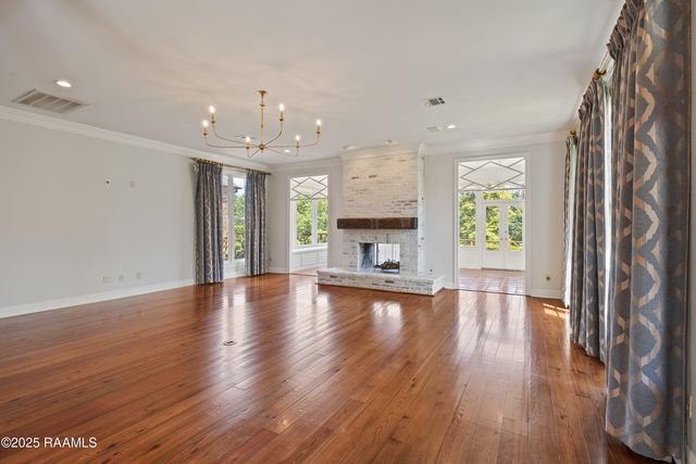 108 Valerie Drive, Lafayette, LA 70508