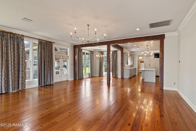 108 Valerie Drive, Lafayette, LA 70508