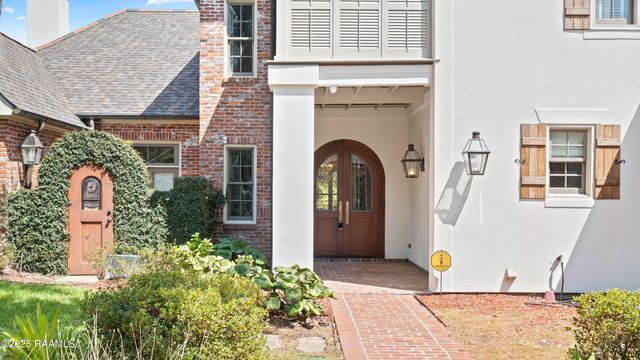 108 Valerie Drive, Lafayette, LA 70508