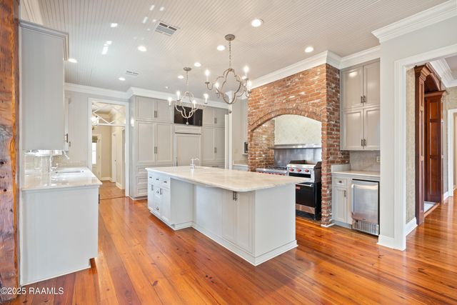 108 Valerie Drive, Lafayette, LA 70508