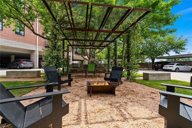 2235 E 6th ST 302, Austin, TX 78702