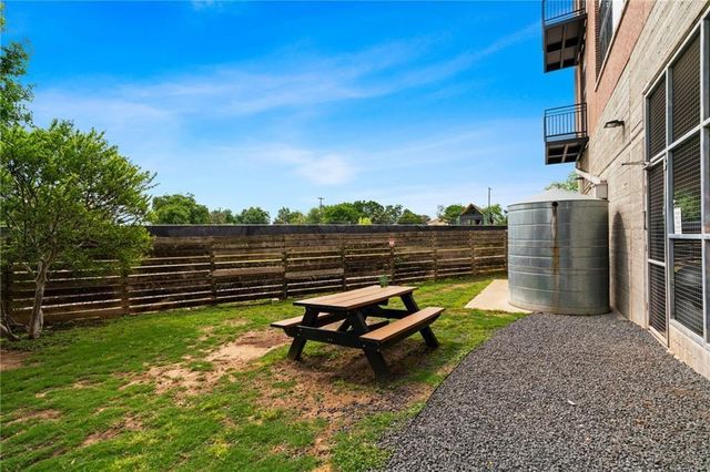 2235 E 6th ST 302, Austin, TX 78702