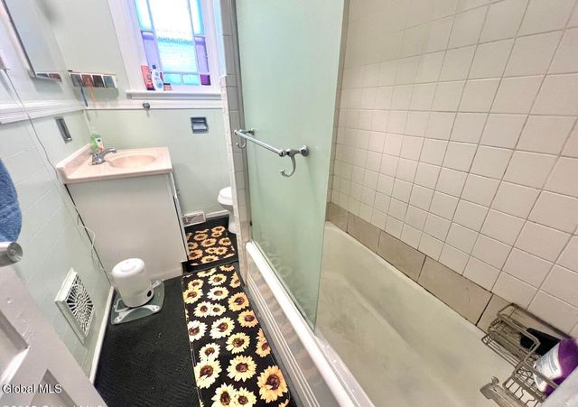 309 McClellan Street, Schenectady, NY 12304