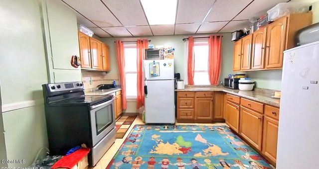 309 McClellan Street, Schenectady, NY 12304