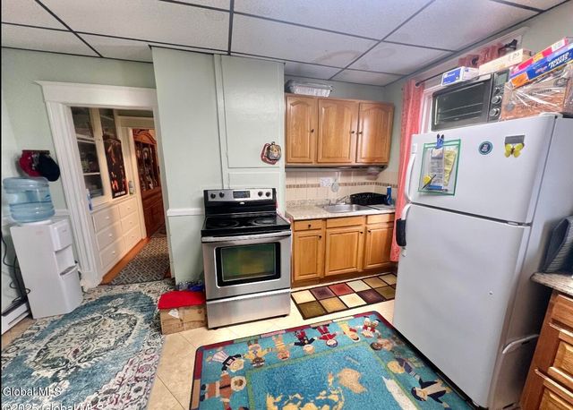 309 McClellan Street, Schenectady, NY 12304