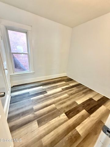 309 McClellan Street, Schenectady, NY 12304