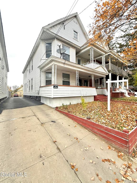 309 McClellan Street, Schenectady, NY 12304