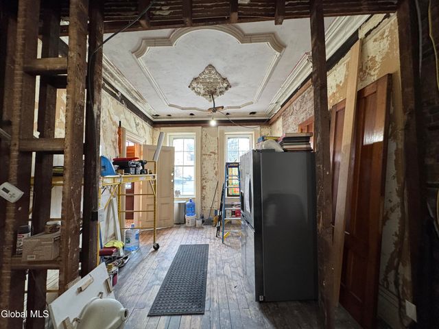 10 White Street, Cohoes, NY 12047