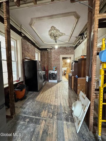 10 White Street, Cohoes, NY 12047