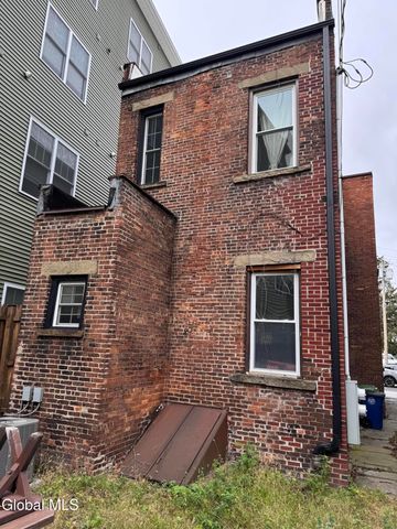 10 White Street, Cohoes, NY 12047