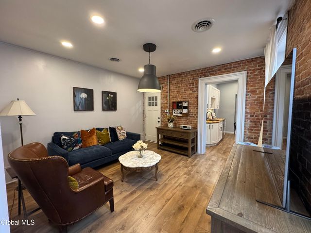 10 White Street, Cohoes, NY 12047