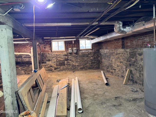 10 White Street, Cohoes, NY 12047