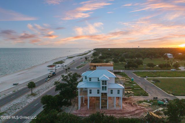 125 Sandy Beach Drive, Pass Christian, MS 39571