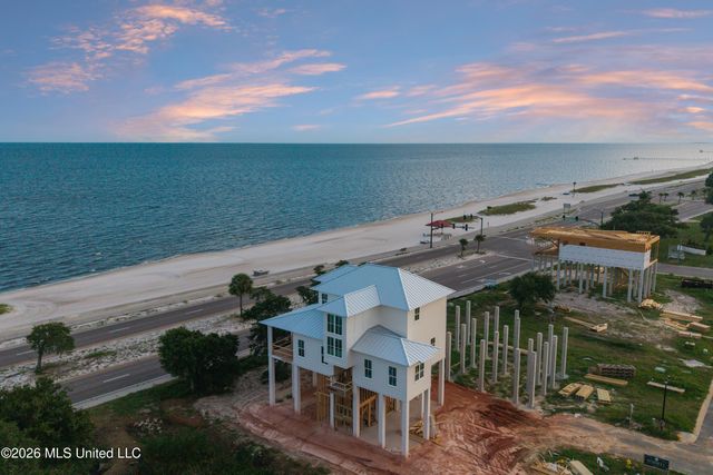 125 Sandy Beach Drive, Pass Christian, MS 39571