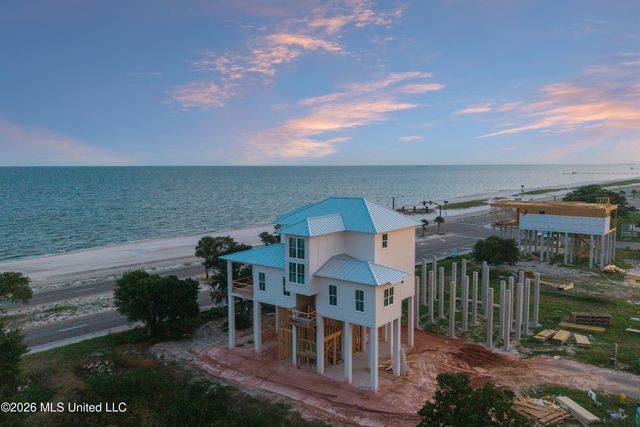 125 Sandy Beach Drive, Pass Christian, MS 39571