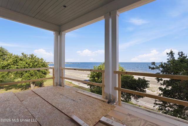 125 Sandy Beach Drive, Pass Christian, MS 39571