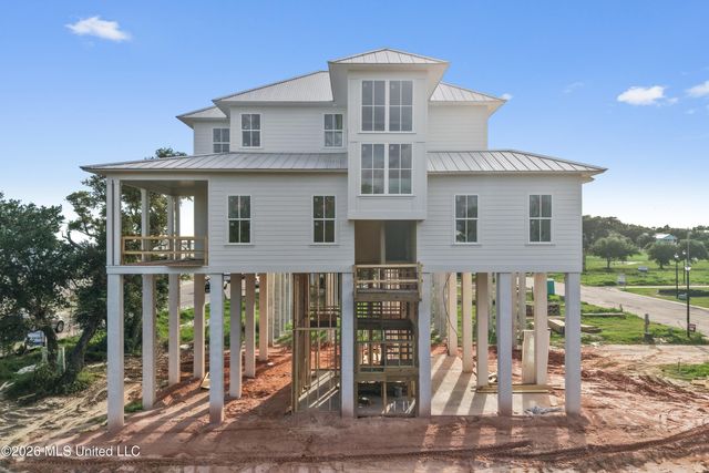 125 Sandy Beach Drive, Pass Christian, MS 39571
