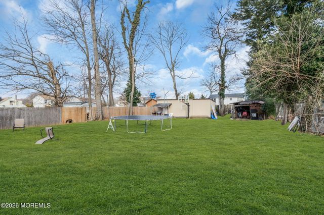 15 Avenue A Avenue, Freehold, NJ 07728