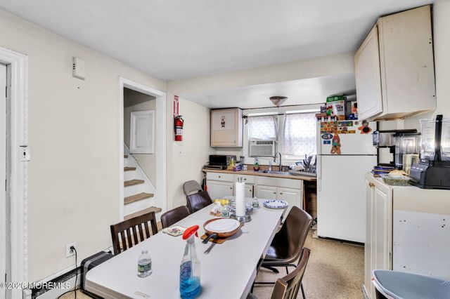 15 Avenue A Avenue, Freehold, NJ 07728