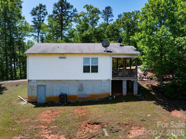 419 Travelers Rest Lane, Rutherfordton, NC 28139