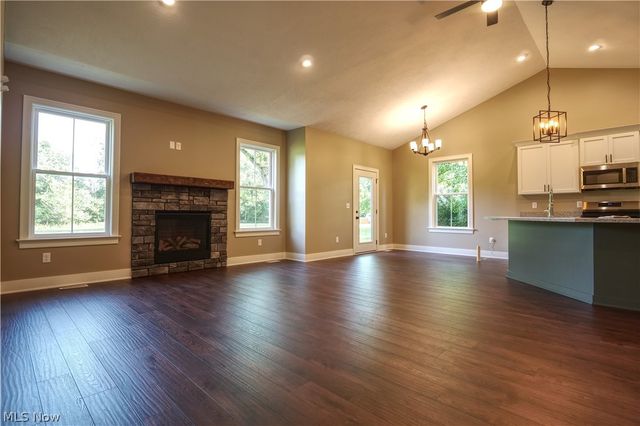 1227 Bell Road, Chagrin Falls, OH 44022