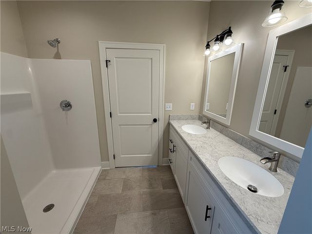 1227 Bell Road, Chagrin Falls, OH 44022