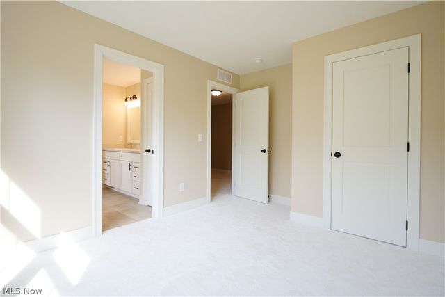 1227 Bell Road, Chagrin Falls, OH 44022